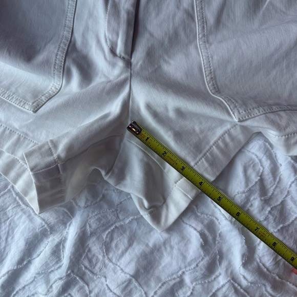 Ann Taylor White Shorts Pockets - Picture 5 of 8